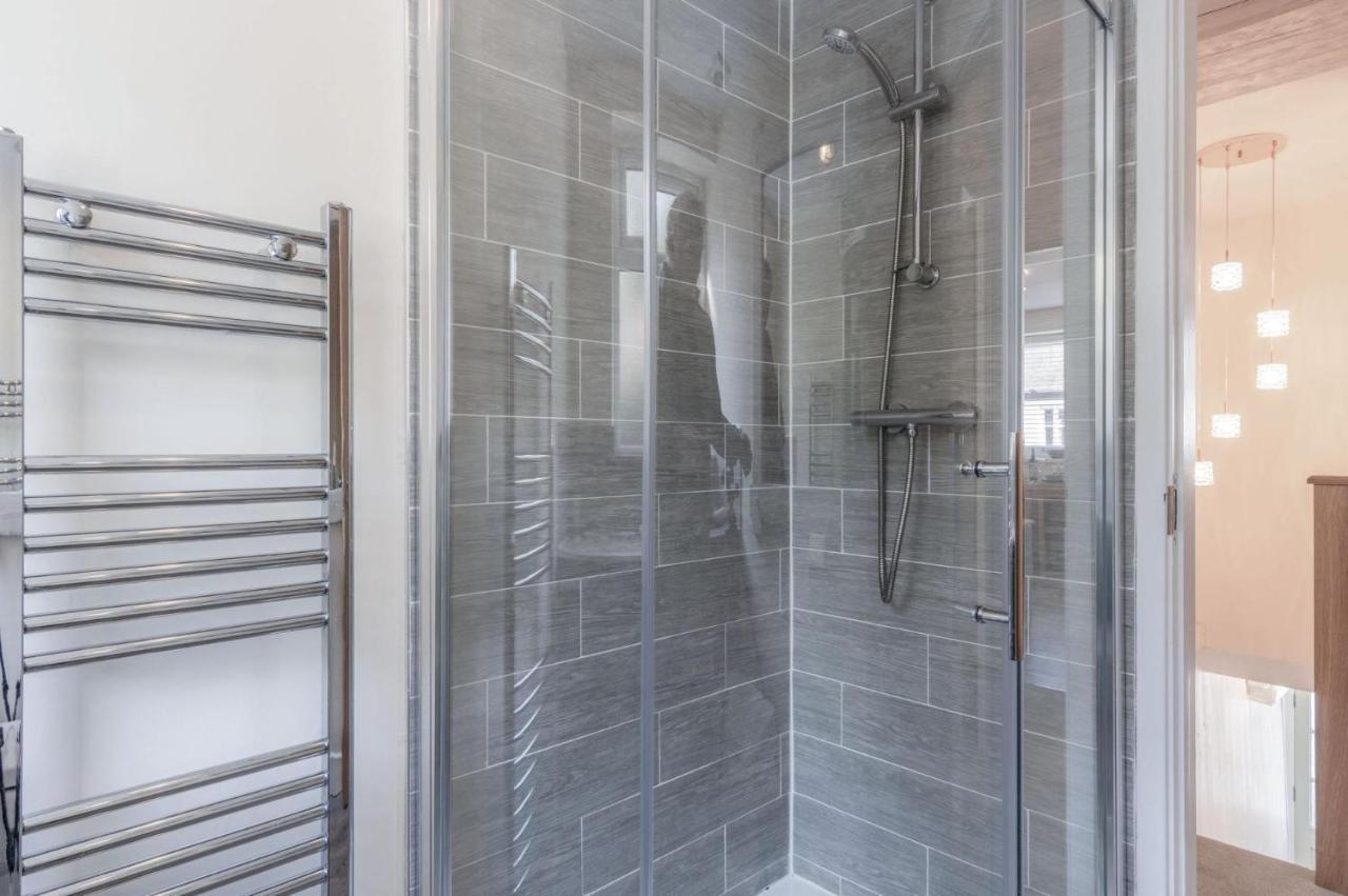 Myrtle - 1 Bedroom Apartment - Saundersfoot Bagian luar foto