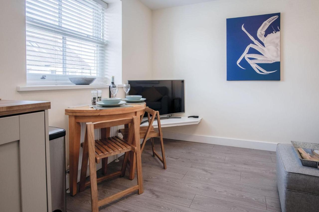 Myrtle - 1 Bedroom Apartment - Saundersfoot Bagian luar foto