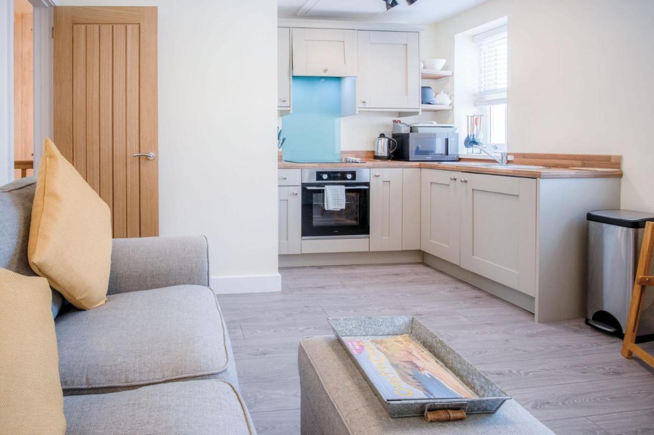 Myrtle - 1 Bedroom Apartment - Saundersfoot Bagian luar foto
