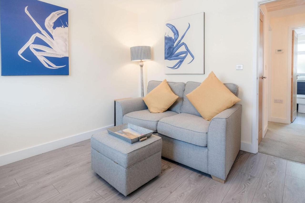 Myrtle - 1 Bedroom Apartment - Saundersfoot Bagian luar foto