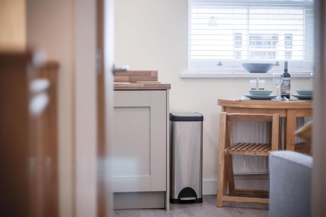 Myrtle - 1 Bedroom Apartment - Saundersfoot Bagian luar foto